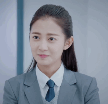 琪琪不喜欢磁性得开心果你放弃吧,师弟,她是我的