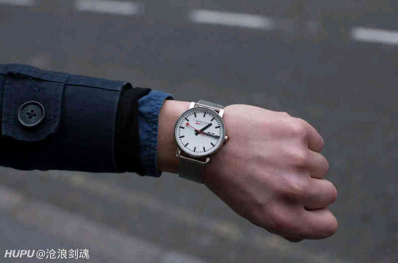 不懂就问,男生戴手表右手不合适么
