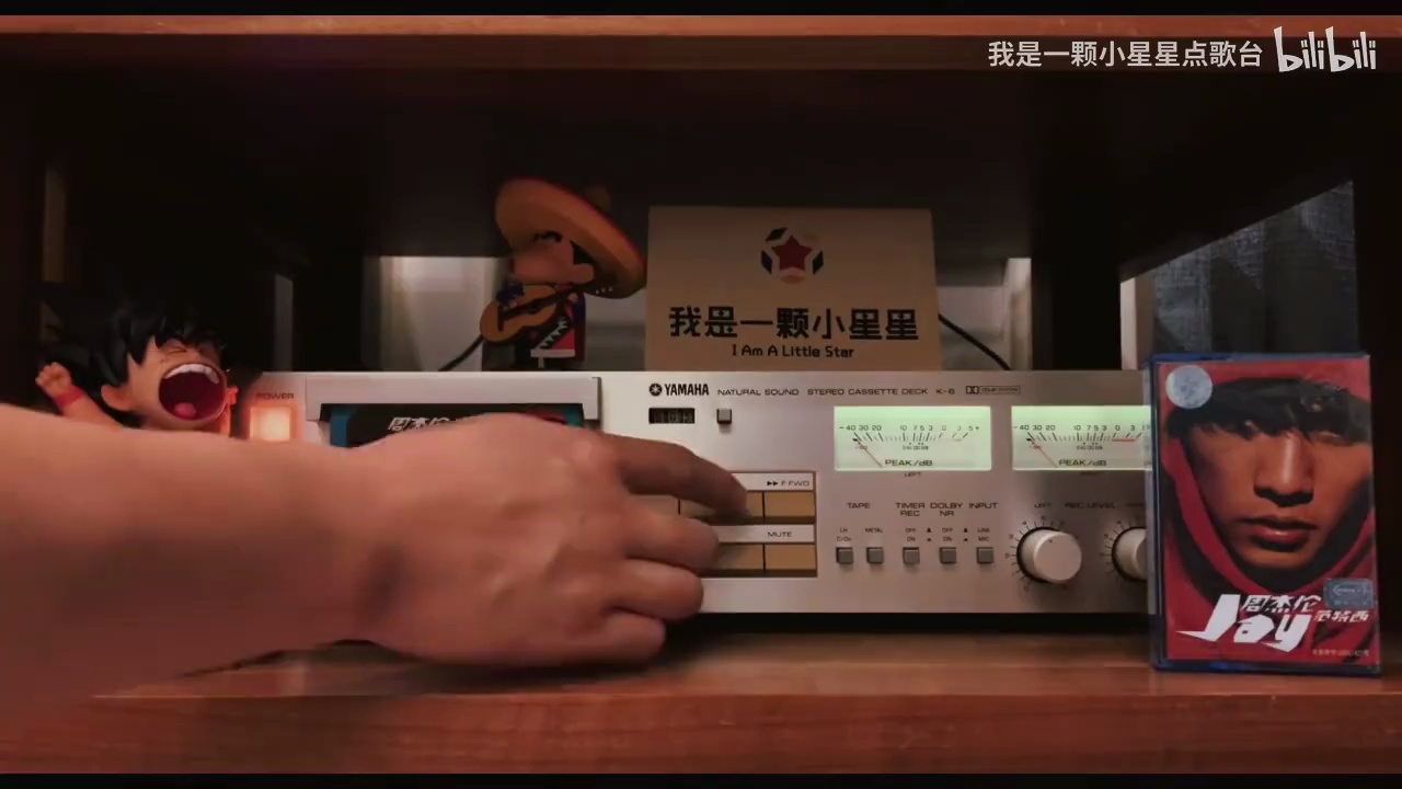 video-poster
