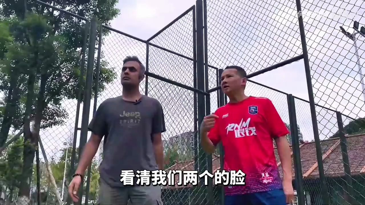 video-poster