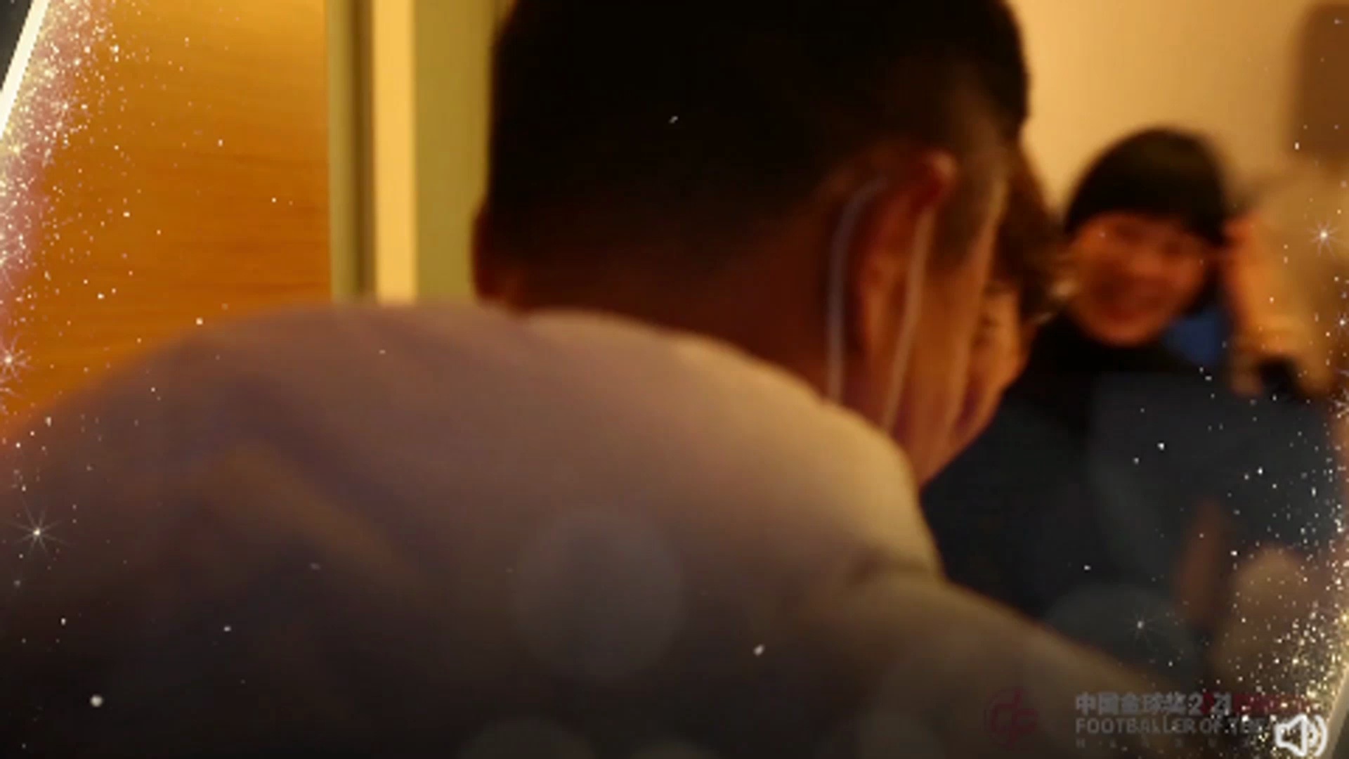 video-poster