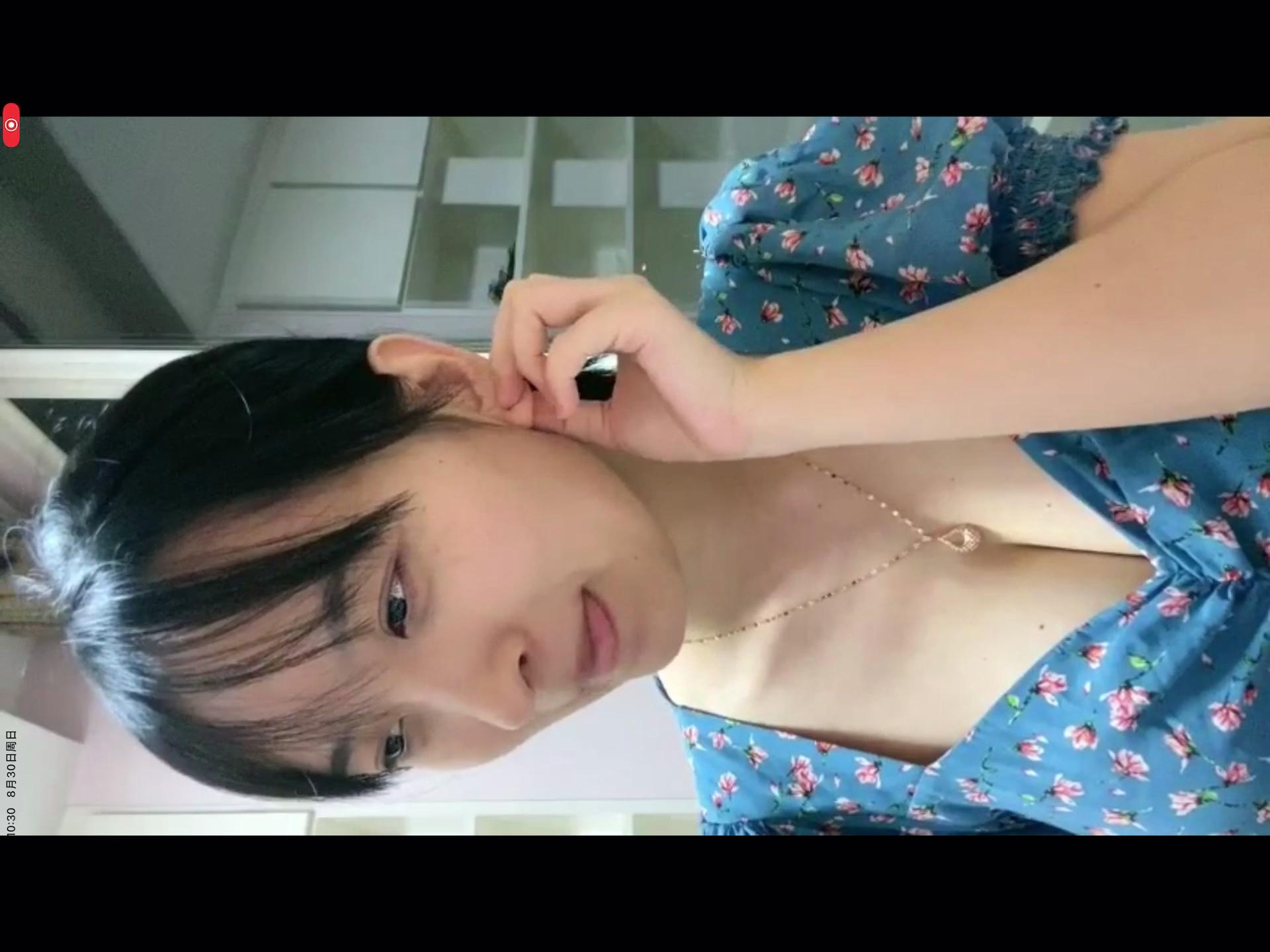 video-poster