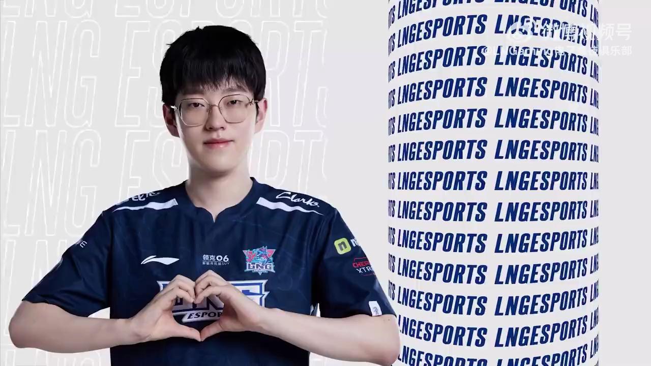 video-poster