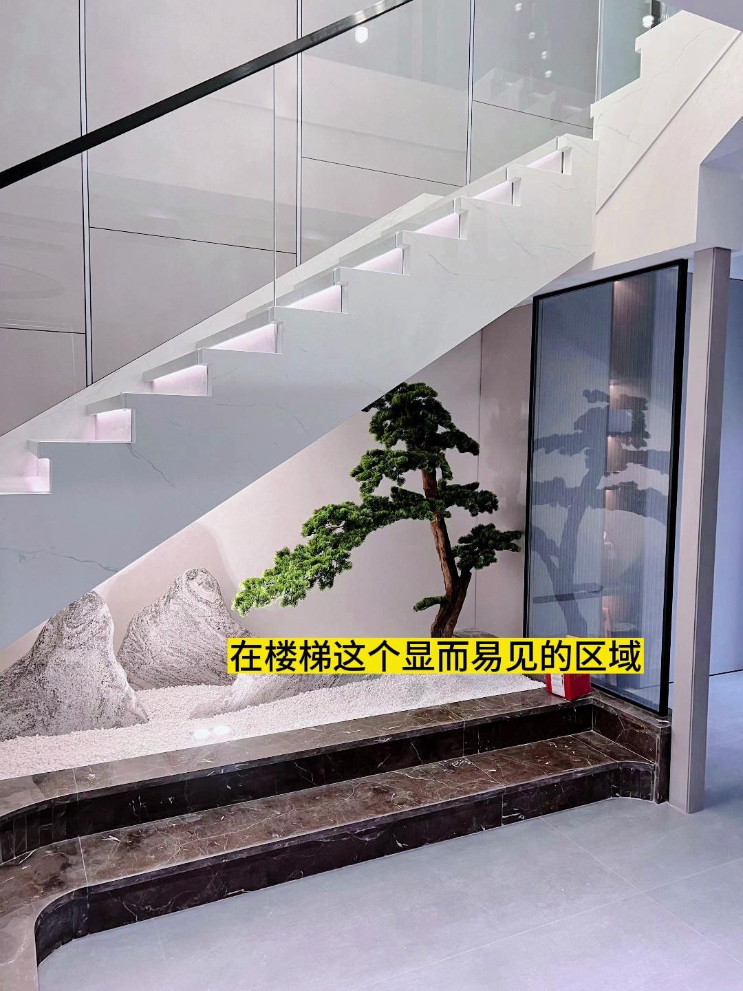 video-poster