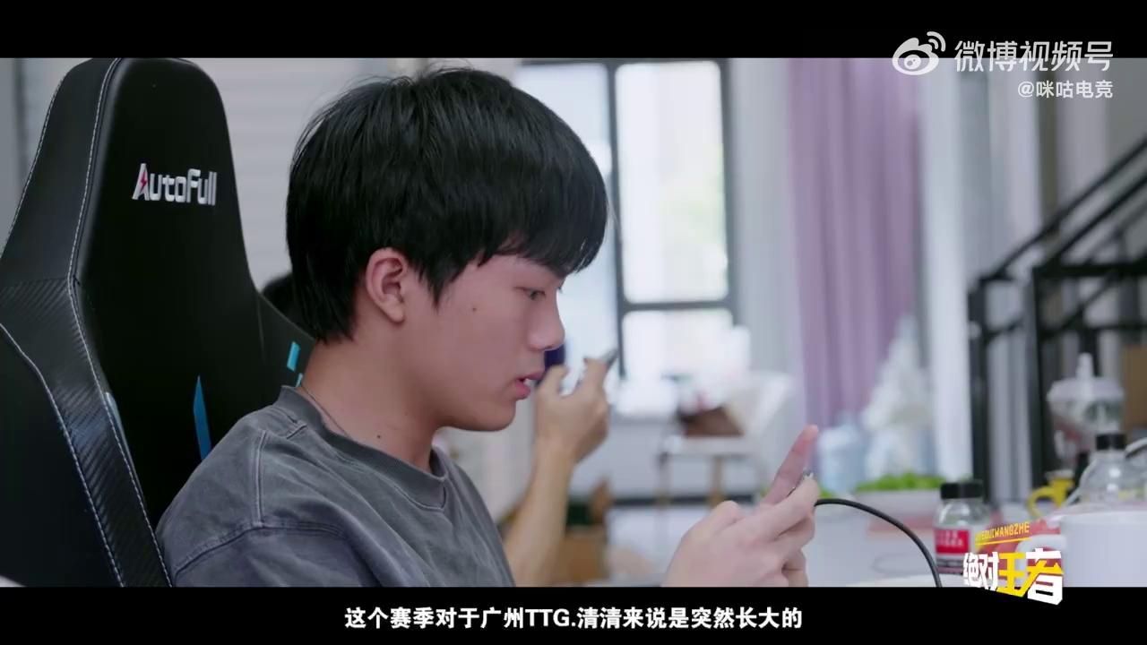 video-poster