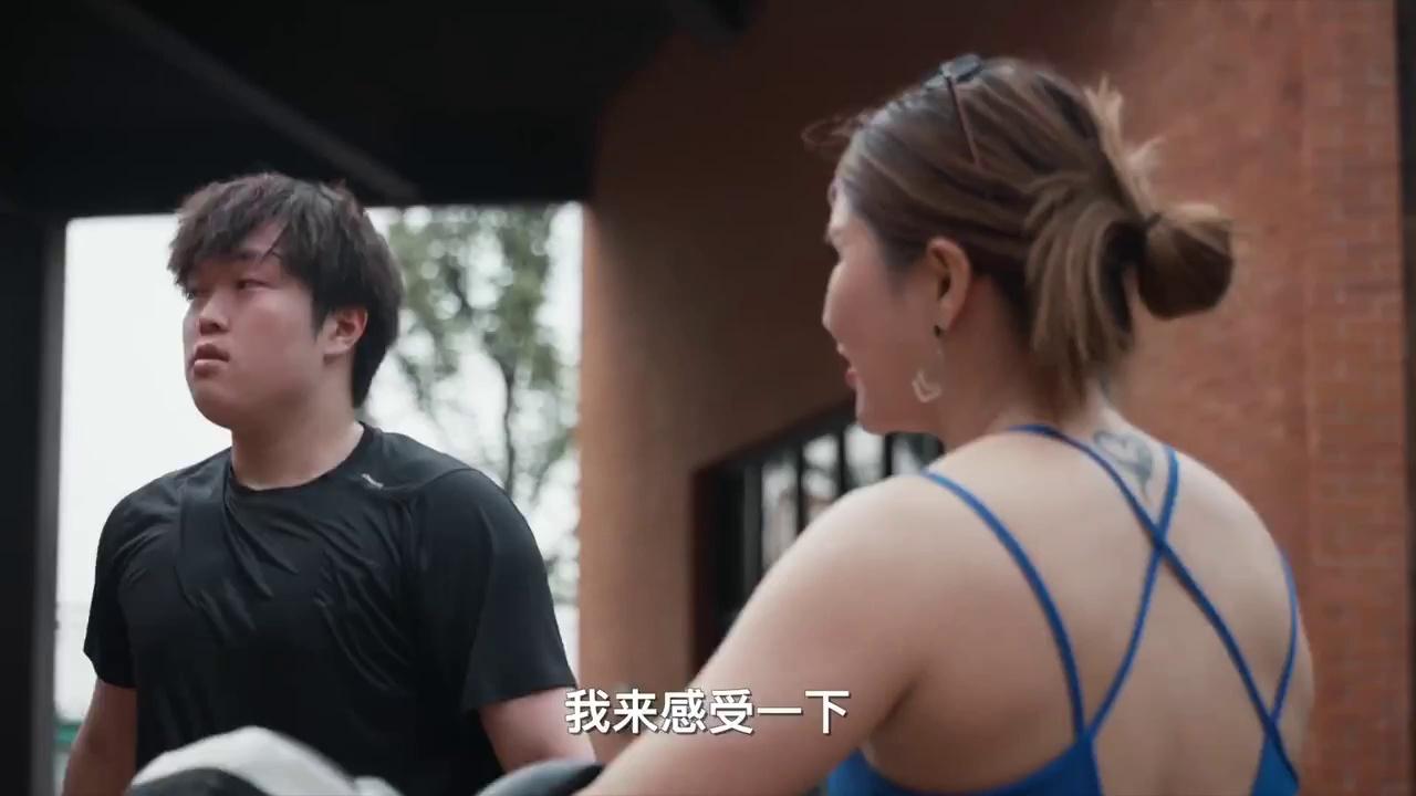 video-poster