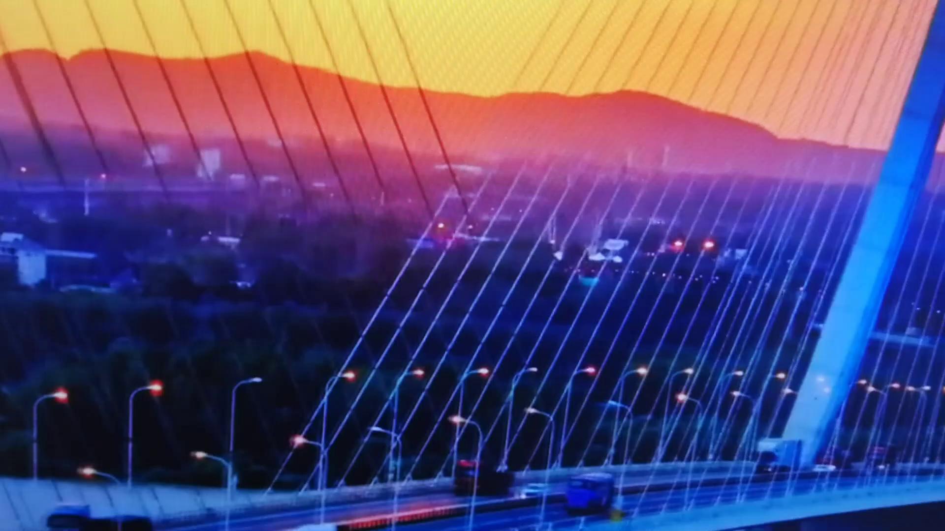 video-poster