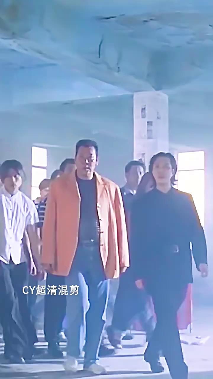 video-poster