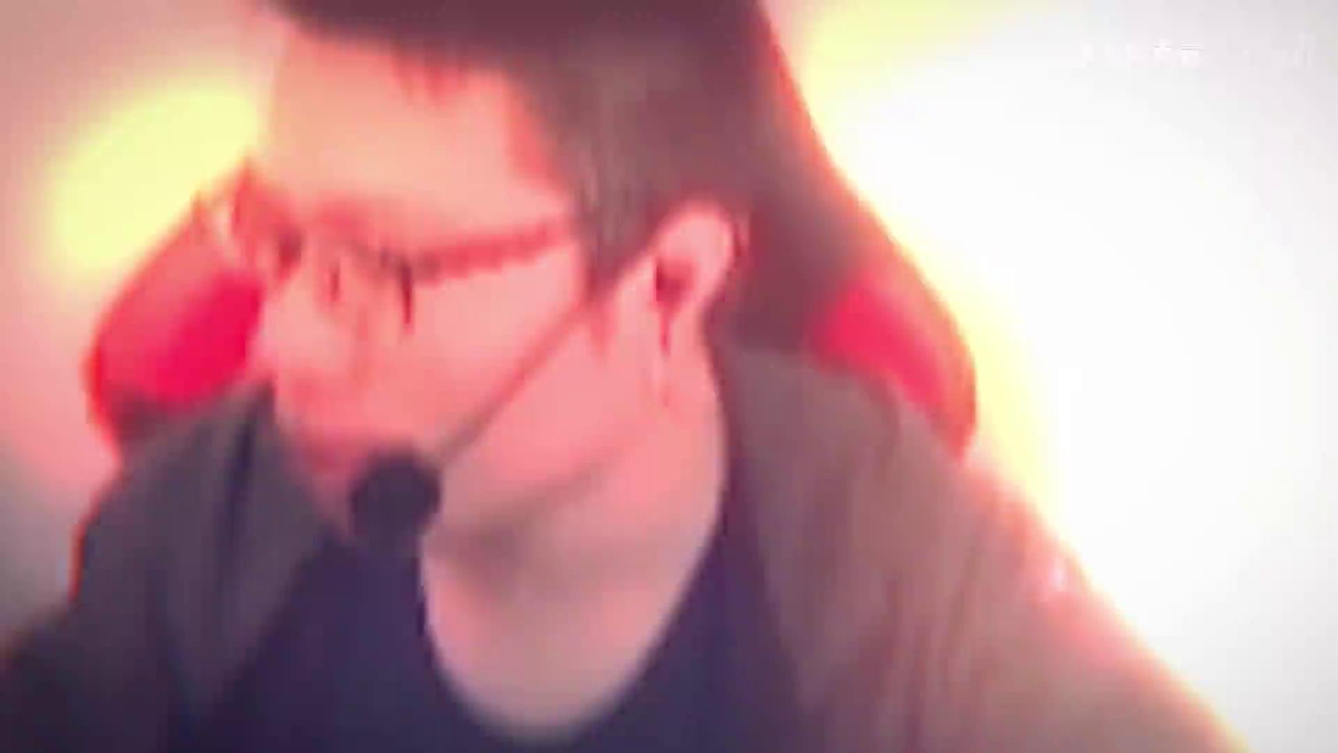 video-poster