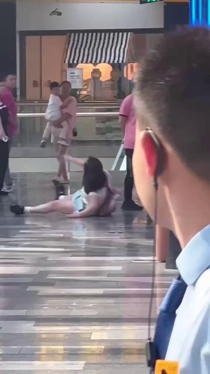 video-poster