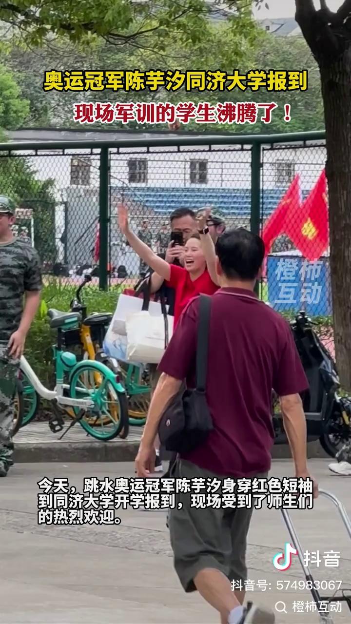 video-poster