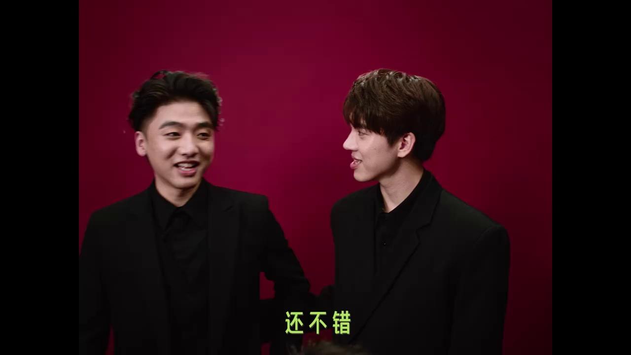 video-poster