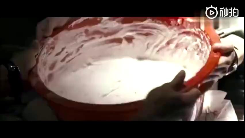 video-poster