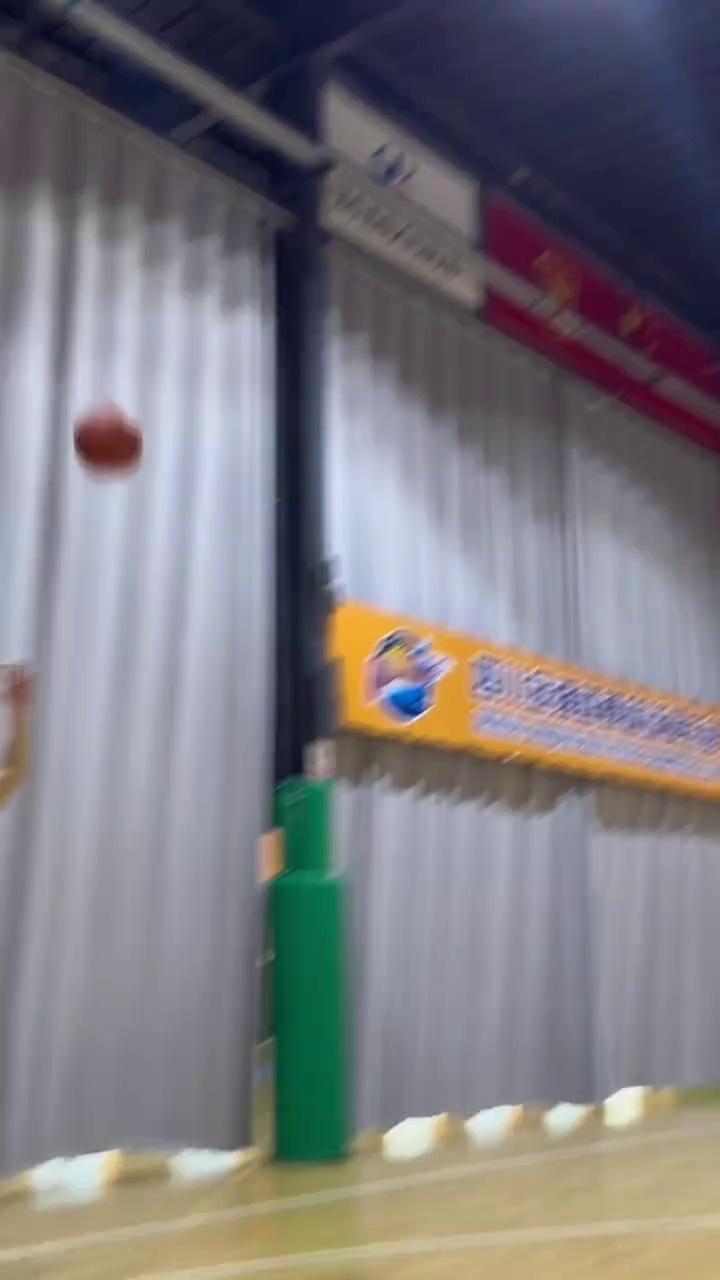 video-poster