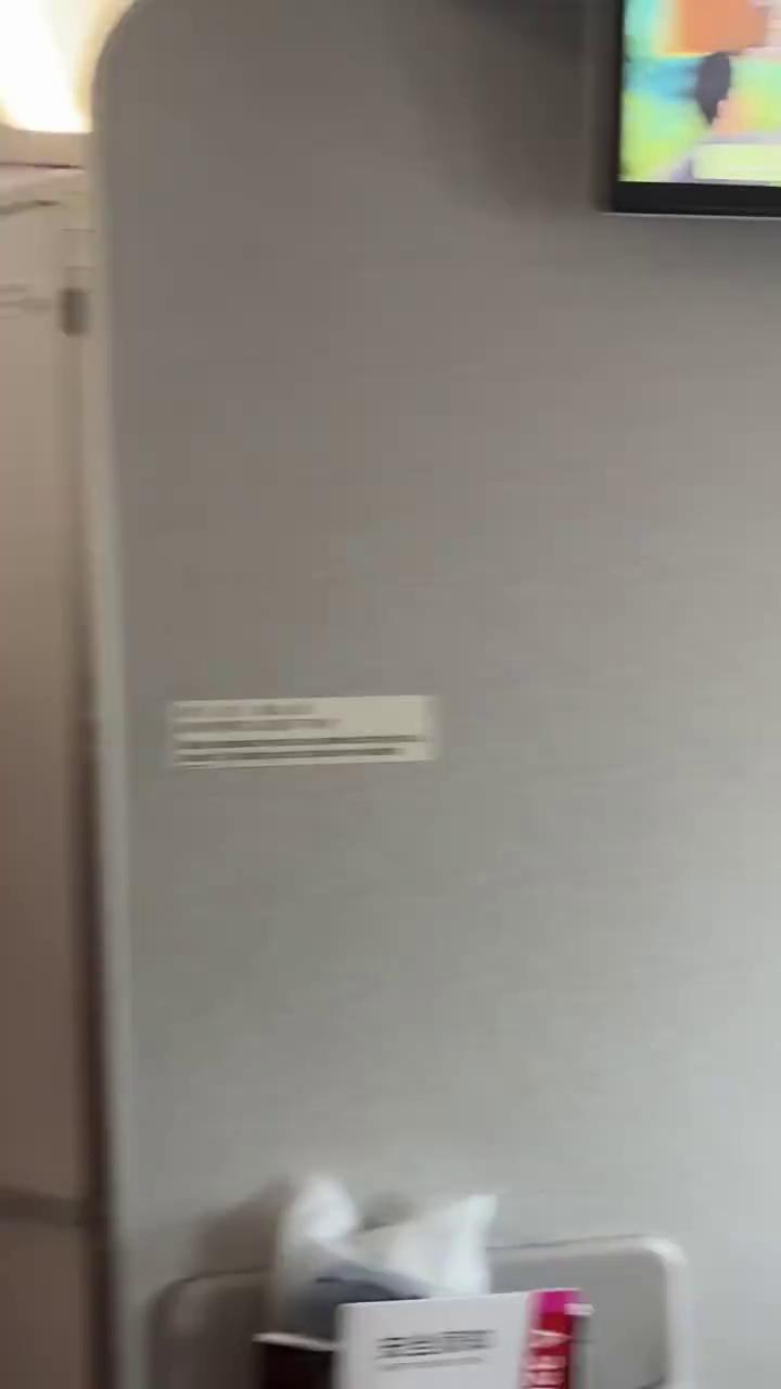 video-poster