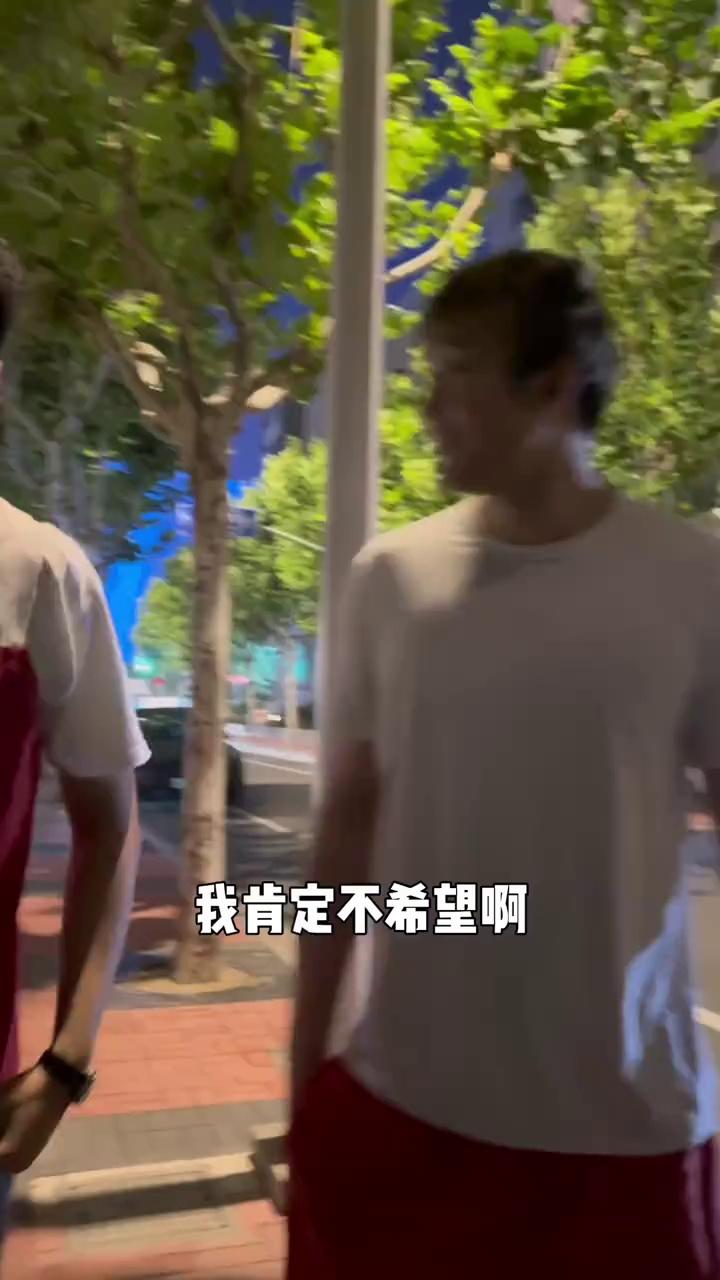 video-poster