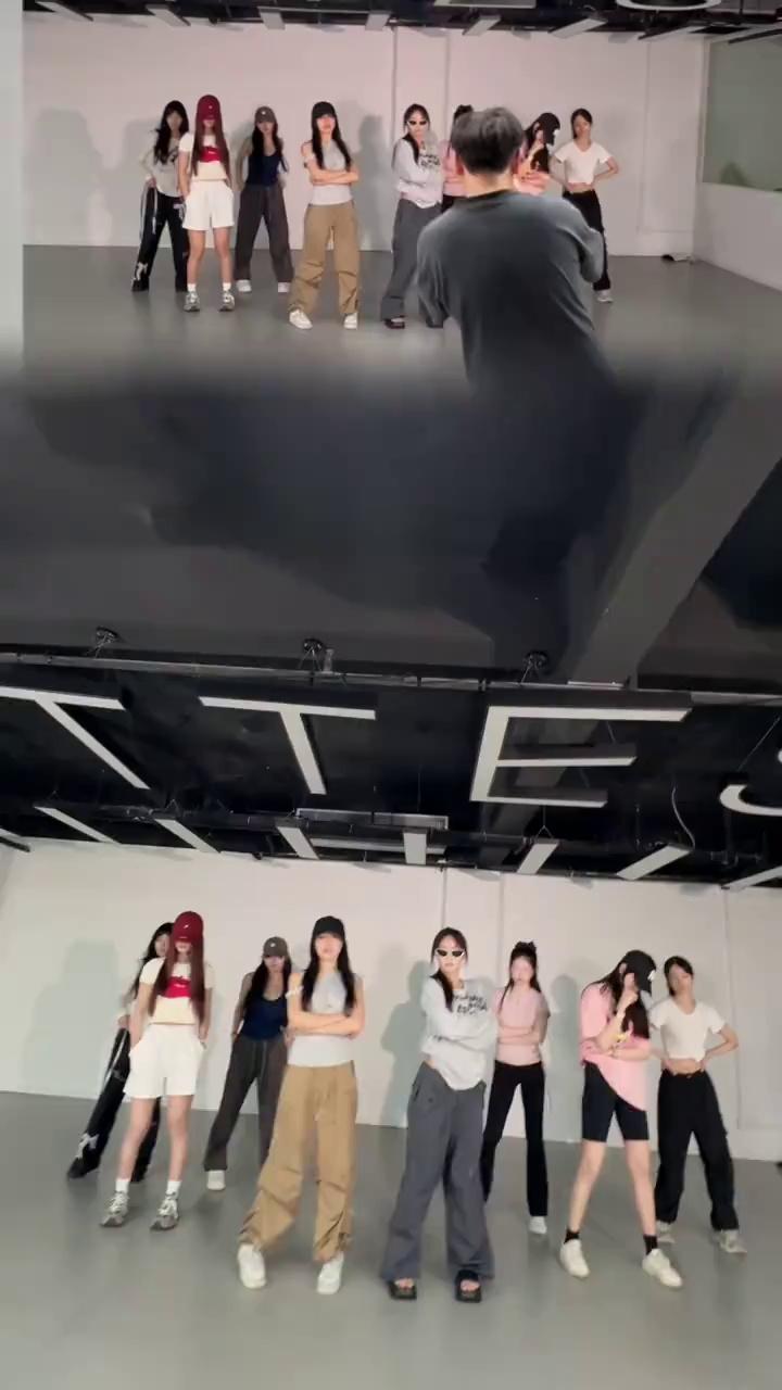 video-poster
