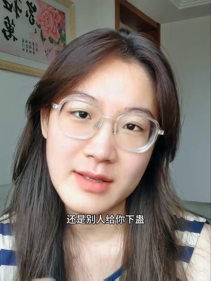 video-poster