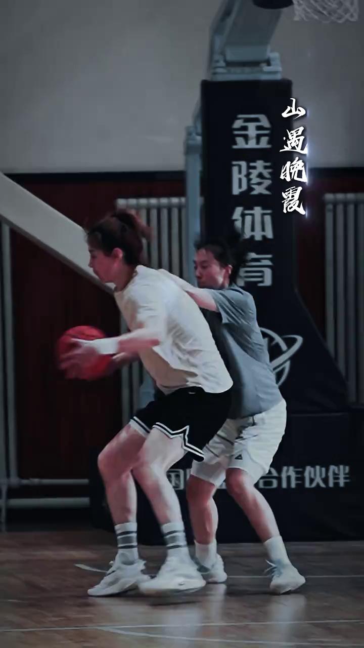 video-poster