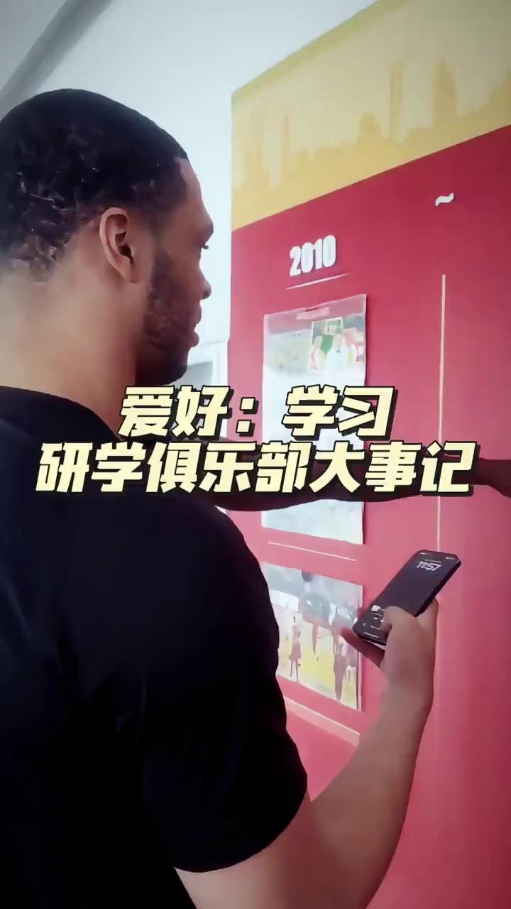 video-poster