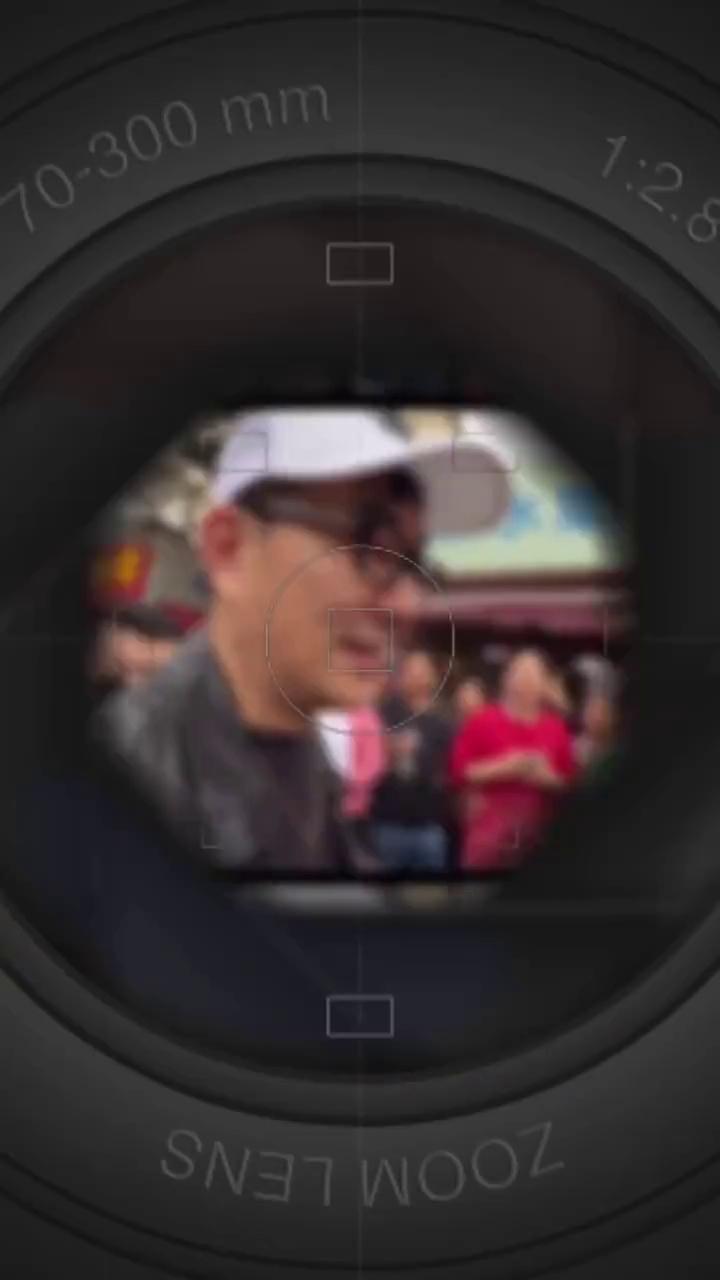 video-poster