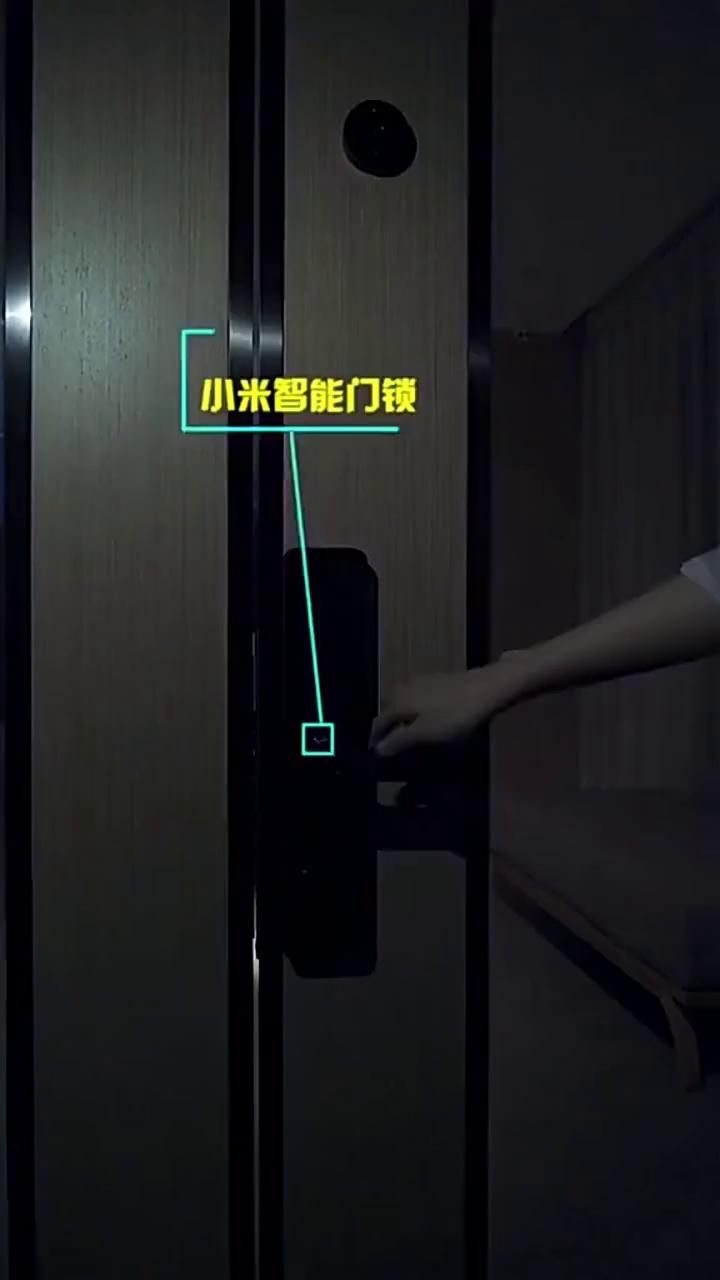 video-poster