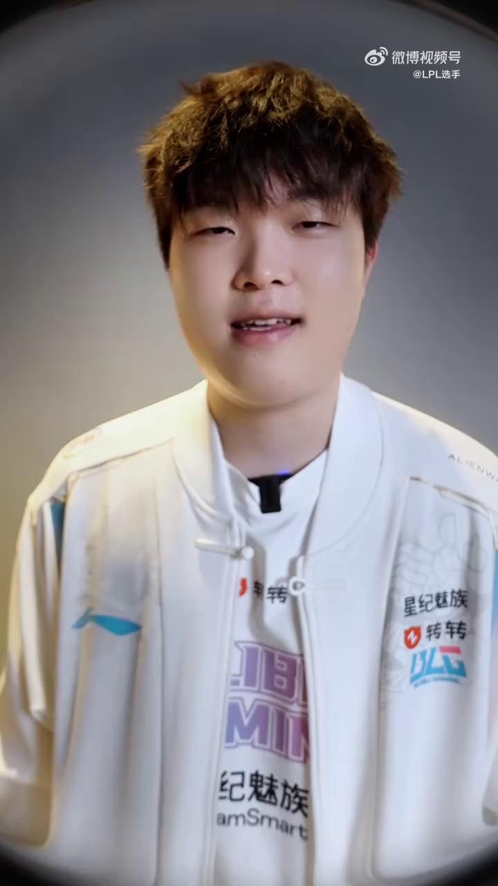 video-poster