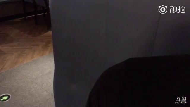 video-poster