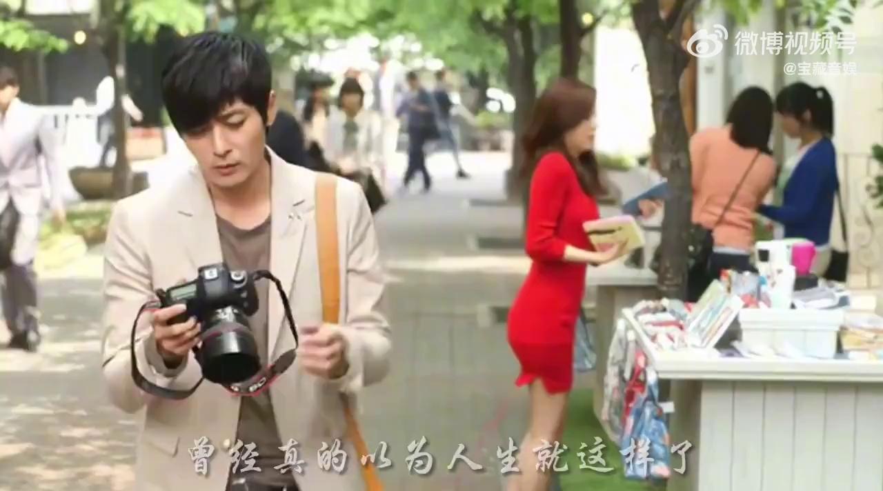 video-poster