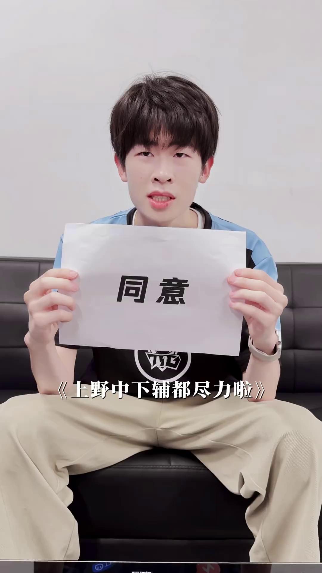 video-poster