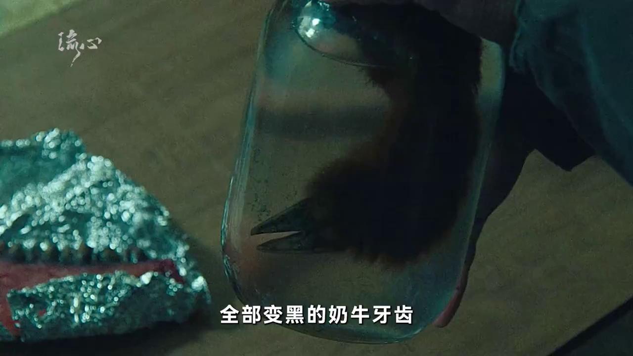 video-poster
