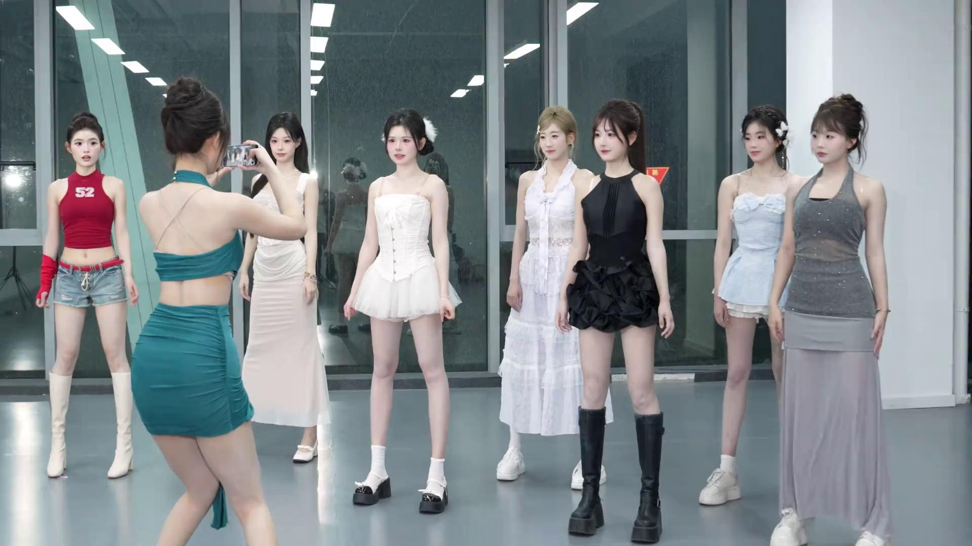 video-poster