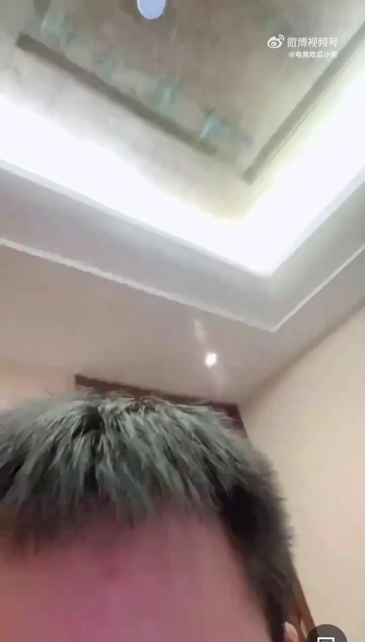 video-poster