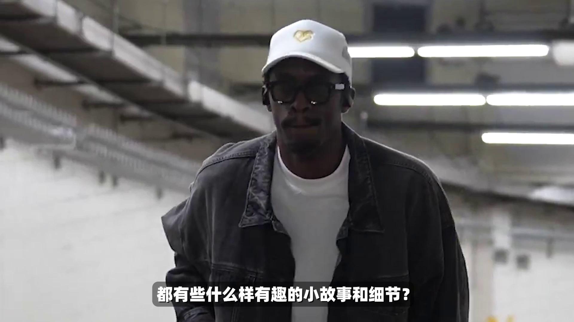 video-poster