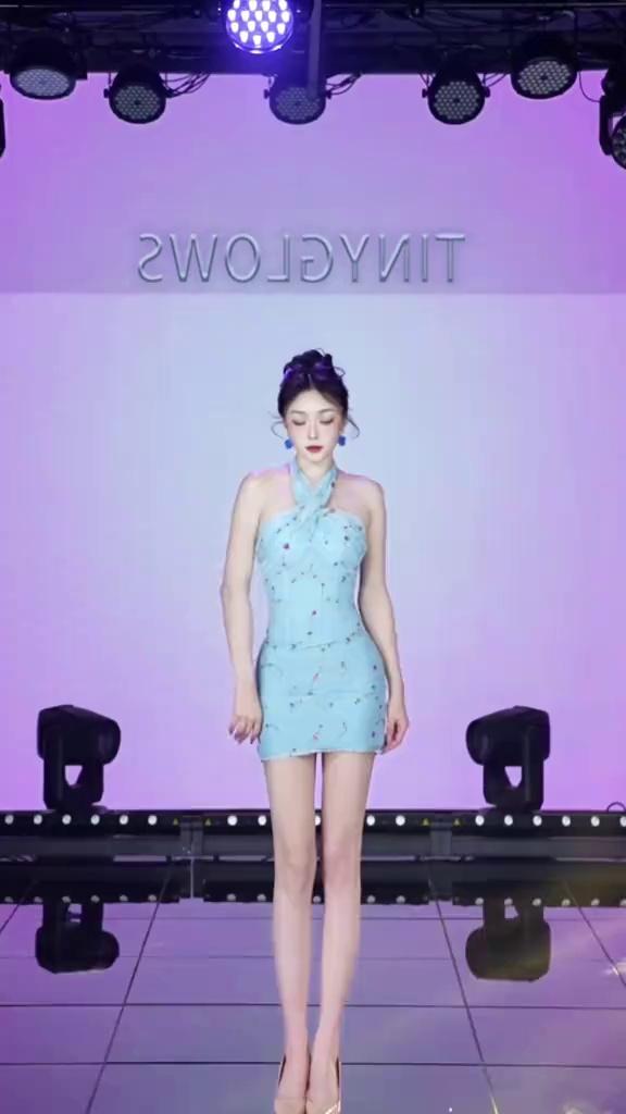 video-poster
