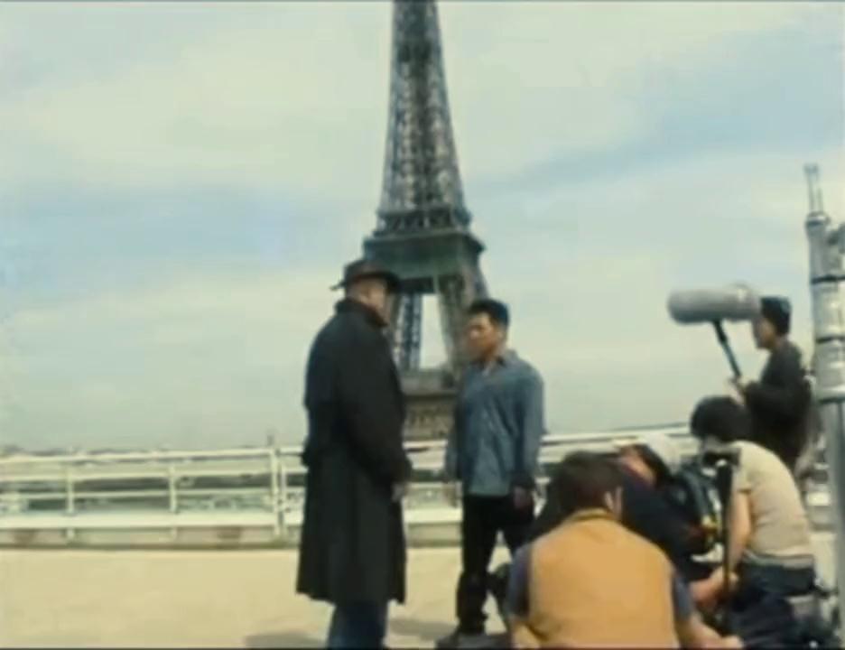 video-poster