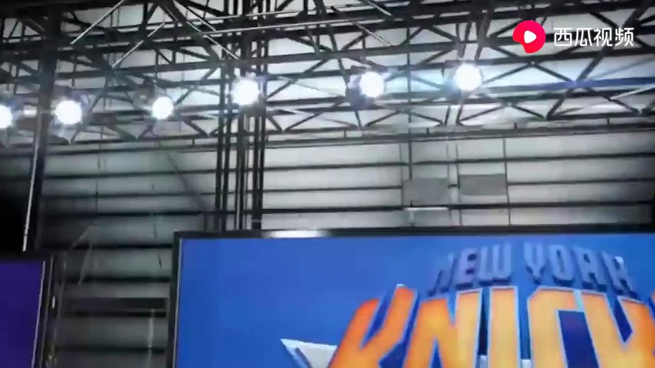 video-poster