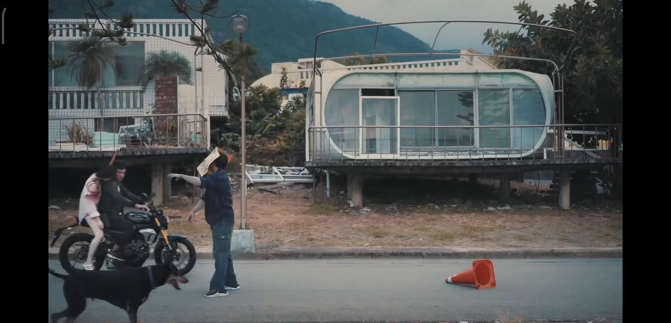 video-poster
