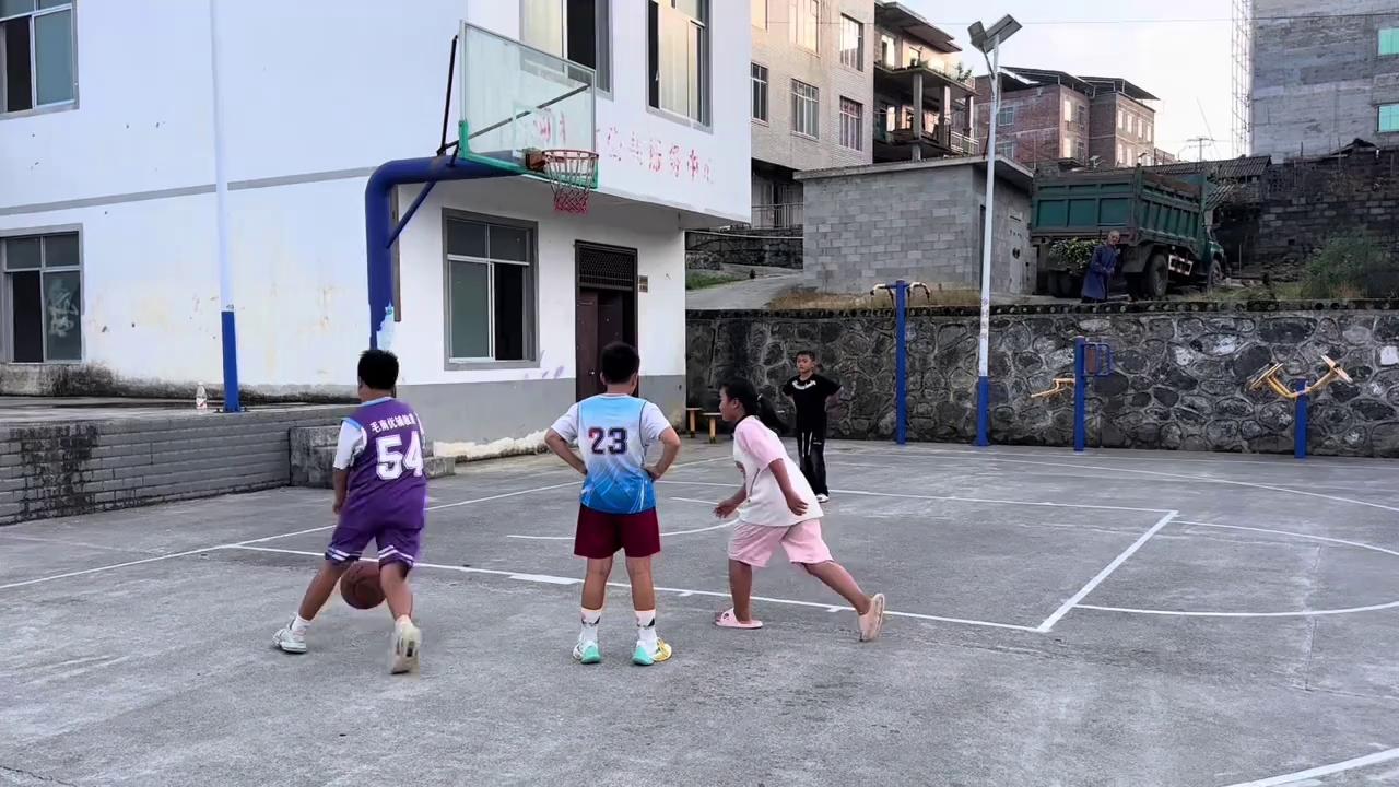video-poster