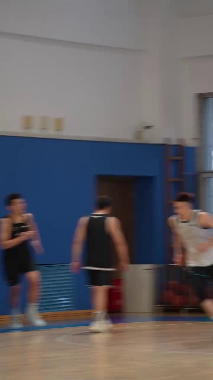 video-poster