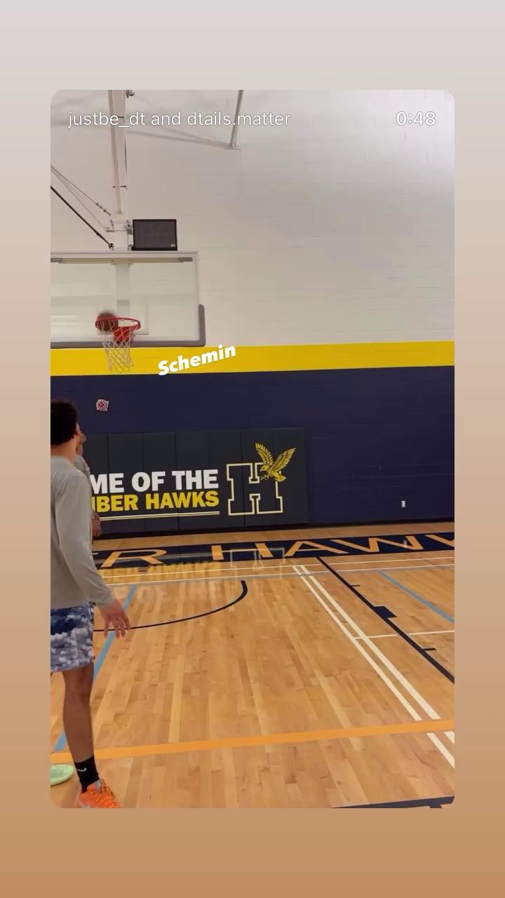 video-poster