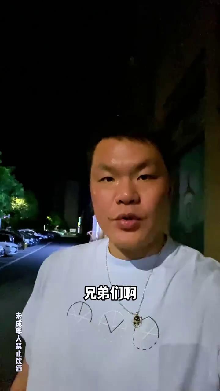 video-poster