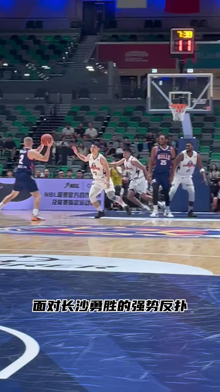 video-poster