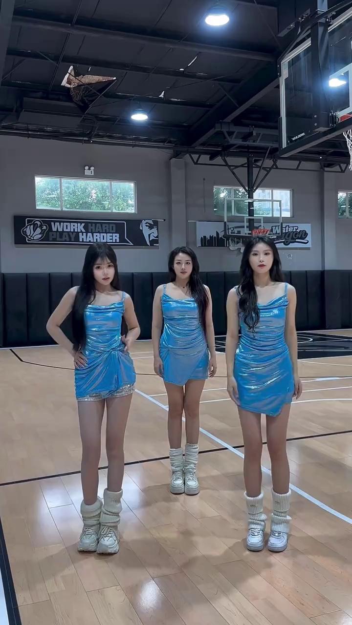 video-poster