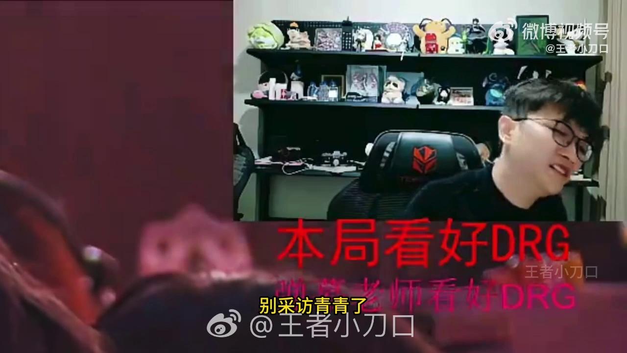 video-poster