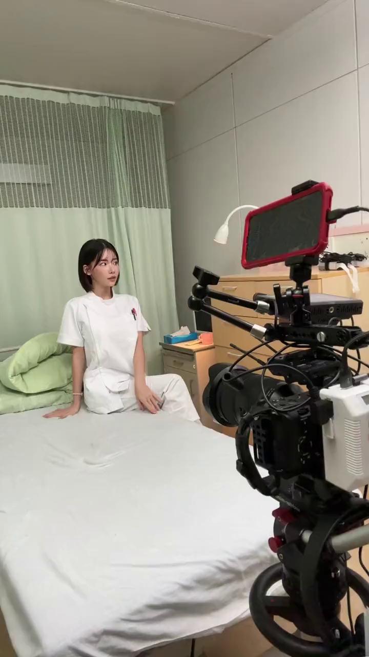 开工前还要来段热舞，真敬业-步行街主干道-虎扑社区