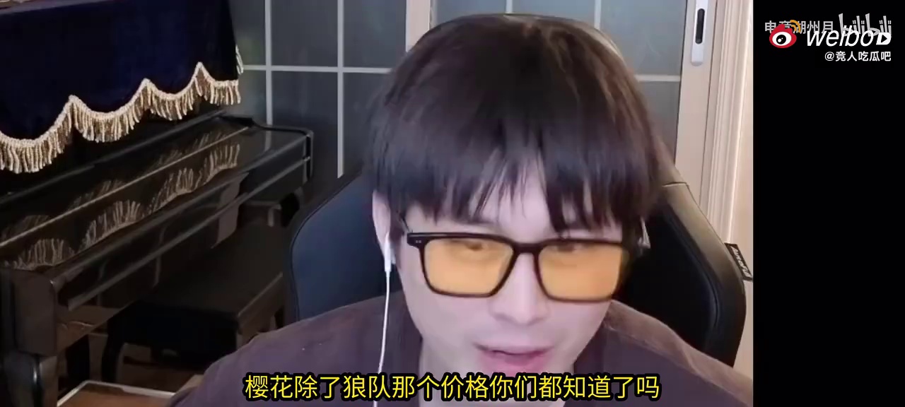 video-poster