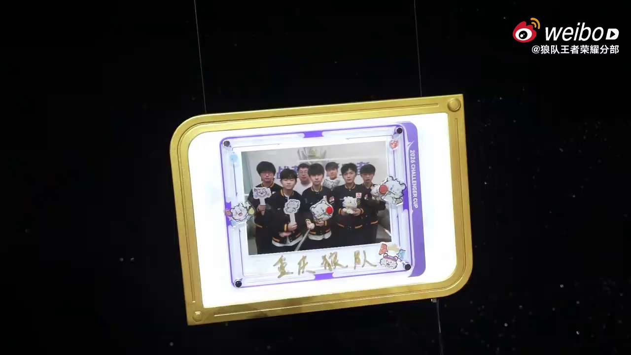video-poster