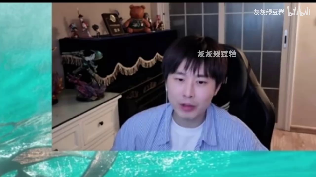 video-poster