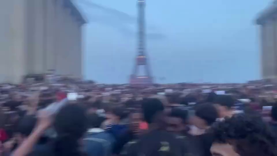 video-poster